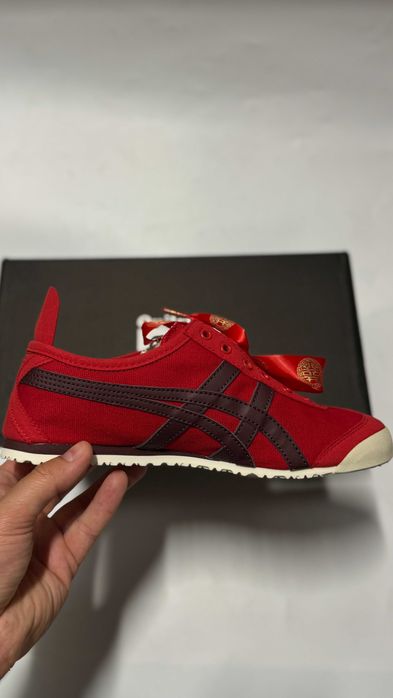 Buty Onitsuka Tiger Mexico 66 Devil, rozmiar 39
