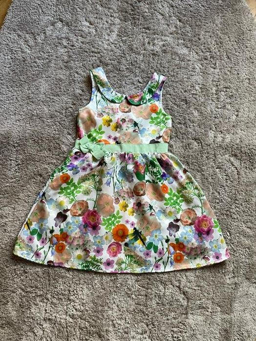 Красивое нарядное платье HM 3-4г