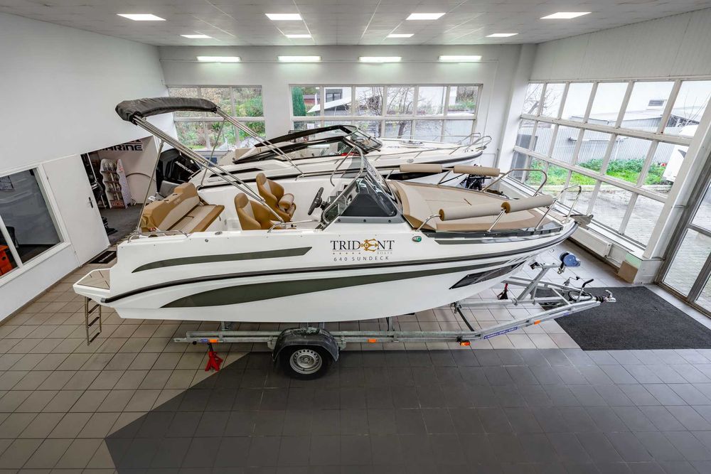 Łódź Trident 640 Sundeck