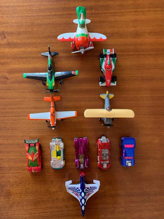 Aviões Mattel do Filme Planes da Disney e carrinhos Hotweels