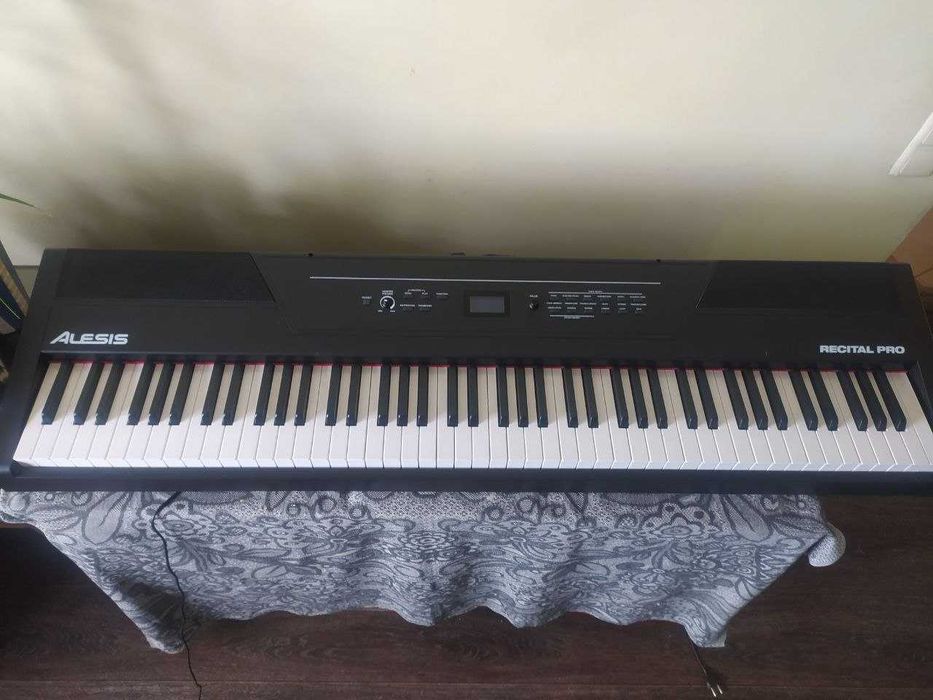 alesis recital pro - Купити музичні інструменти - Ціна на OLX.ua