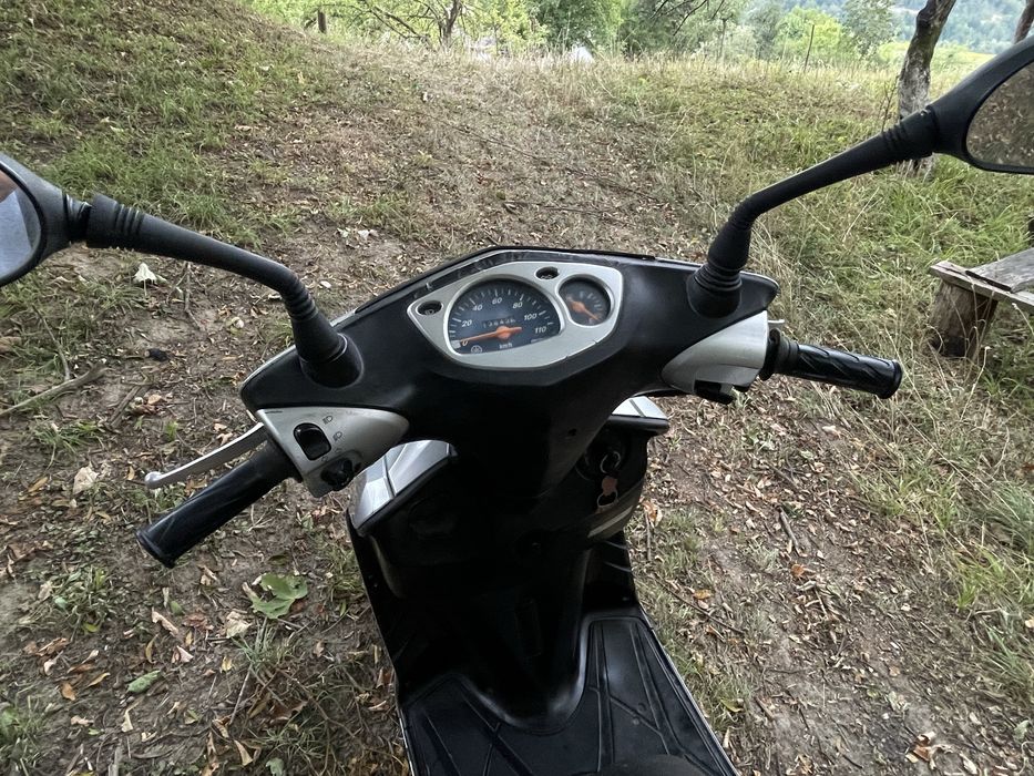 Скутер ямаха Hofer 125
