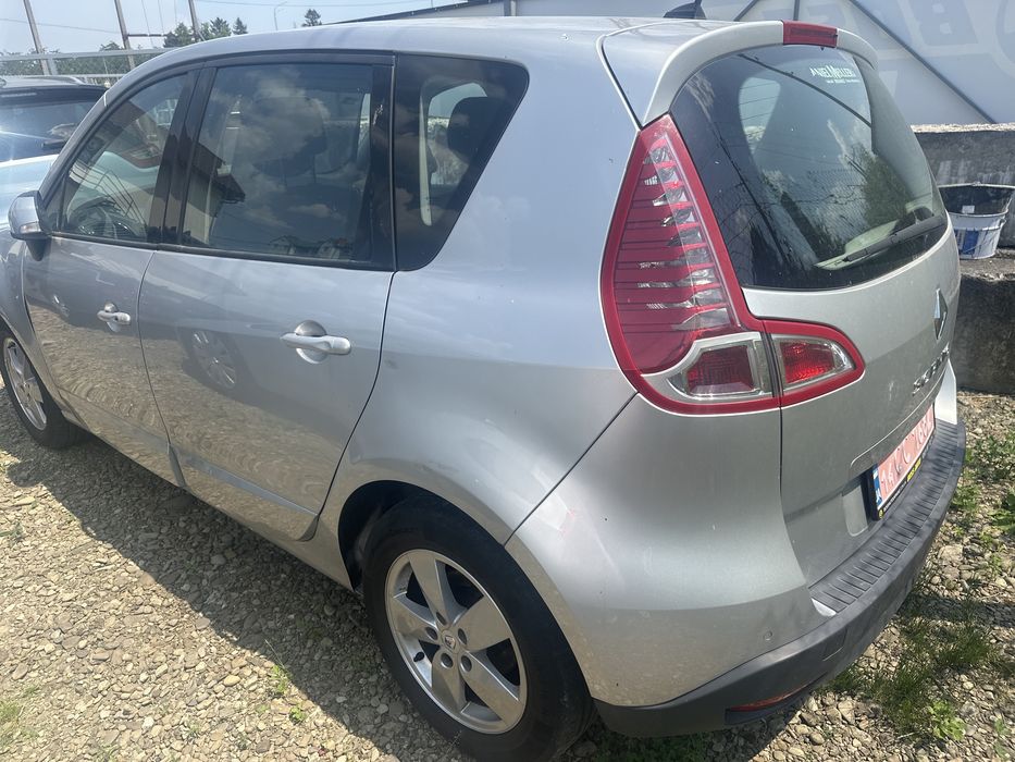 Продам авто Рено Сценік 2.0 бензин автомат