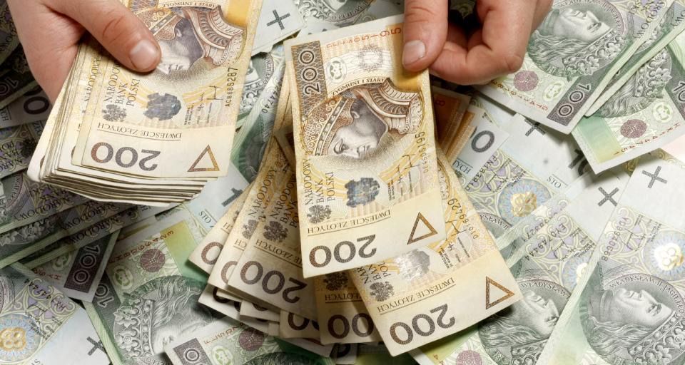 Pożyczka prywatna na raty, kredyt bez baz, z komornikiem, konsolidacja