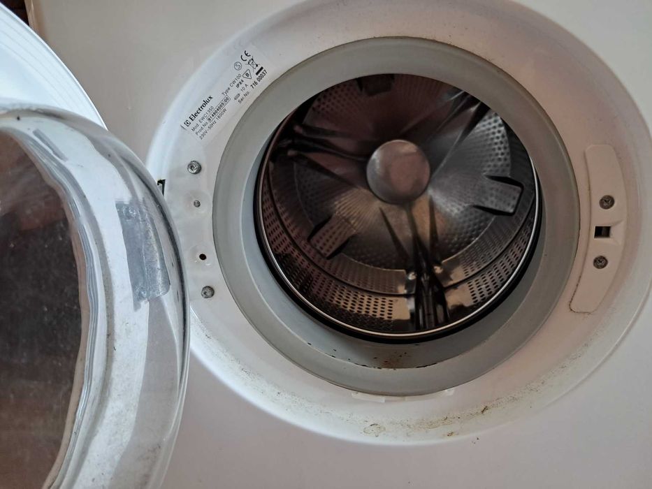 Маленька пральна машина Electrolux EWC 1350 під раковину. САМОВИВІЗ