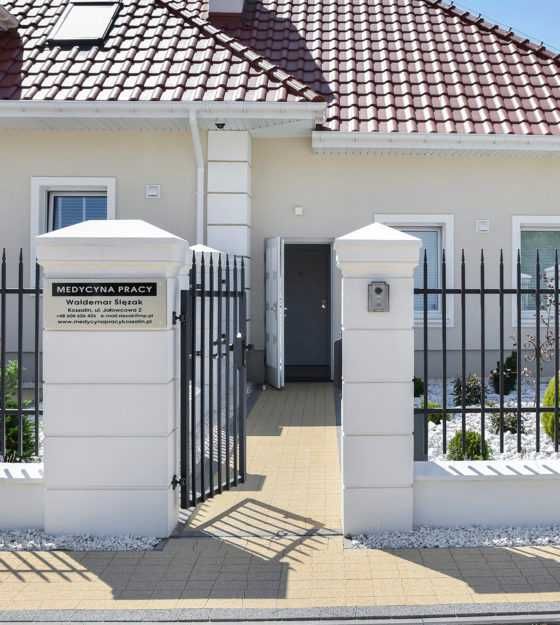 Ogrodzenia Betonowe,Boniowane,Bramy,Przęsła,Kute,Bloczki,Dworkowe