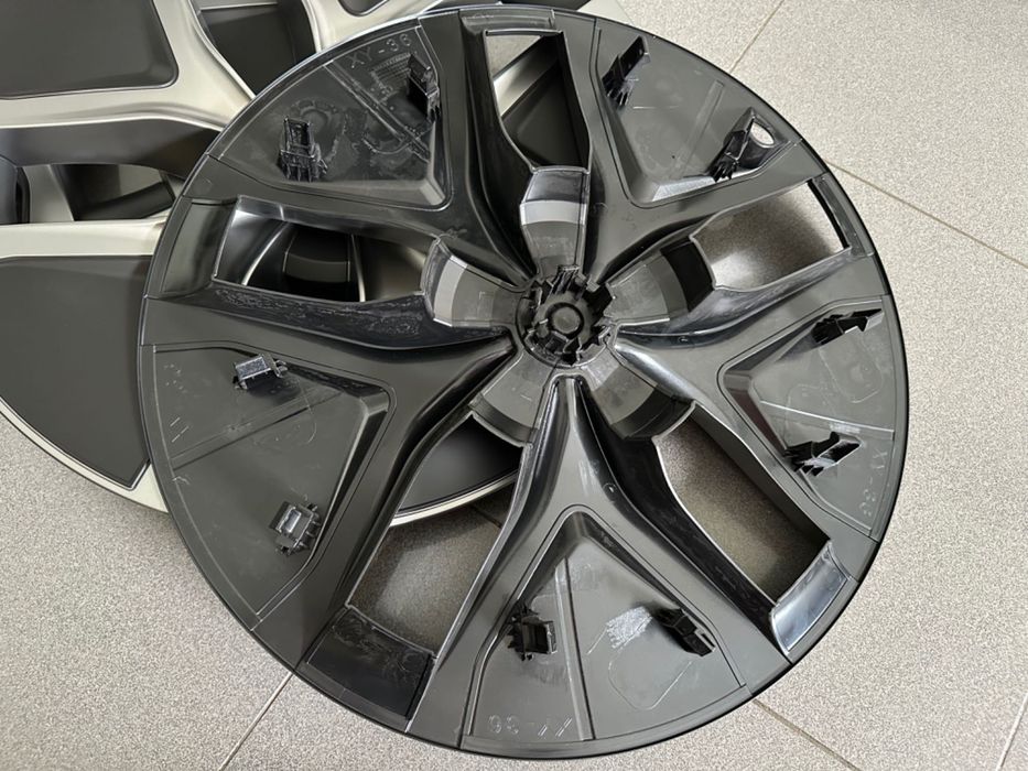 Tampões Jantes Arachnid 2.0 Tesla Model Y Juniper Novos