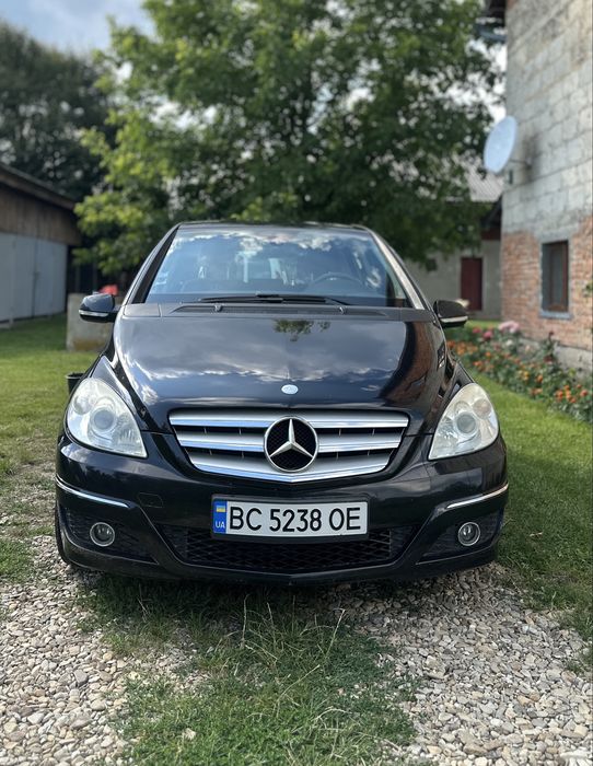 Mercedes-Benz B-class