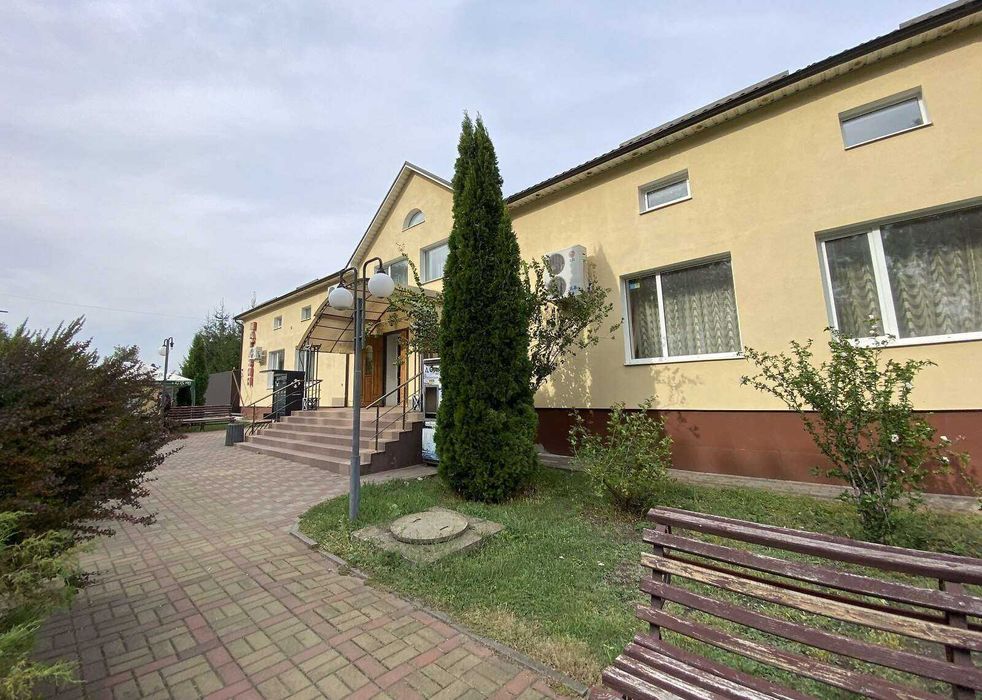 Оренда приміщення вільного призначення в Зарванцях