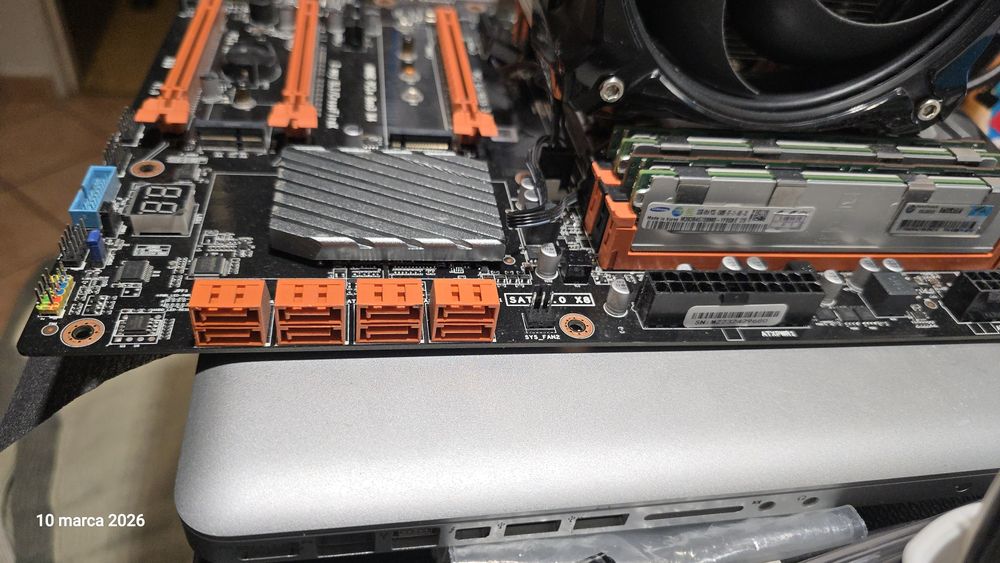 Płyta główna + procesor xeon E5 2696v3 18c/36t 160GBRAM