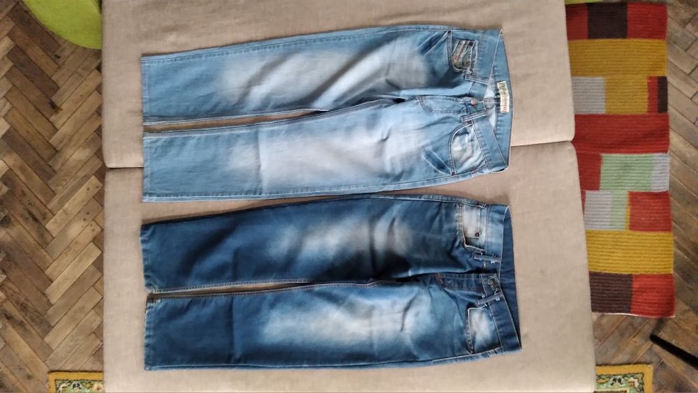 Мужские джинсы 2  пары