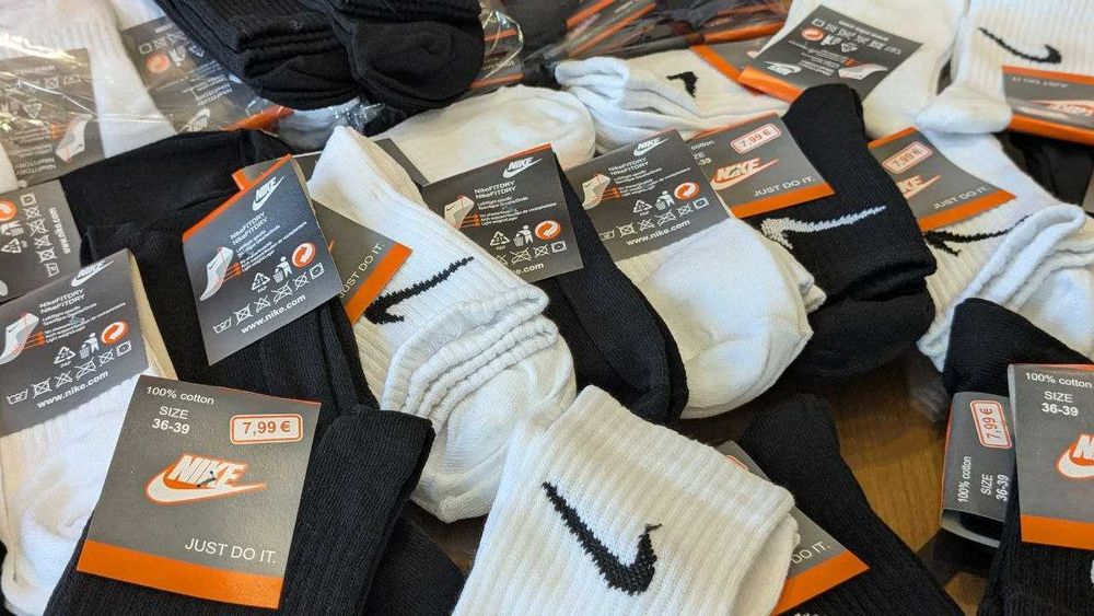 Skarpety Biale I Czarne