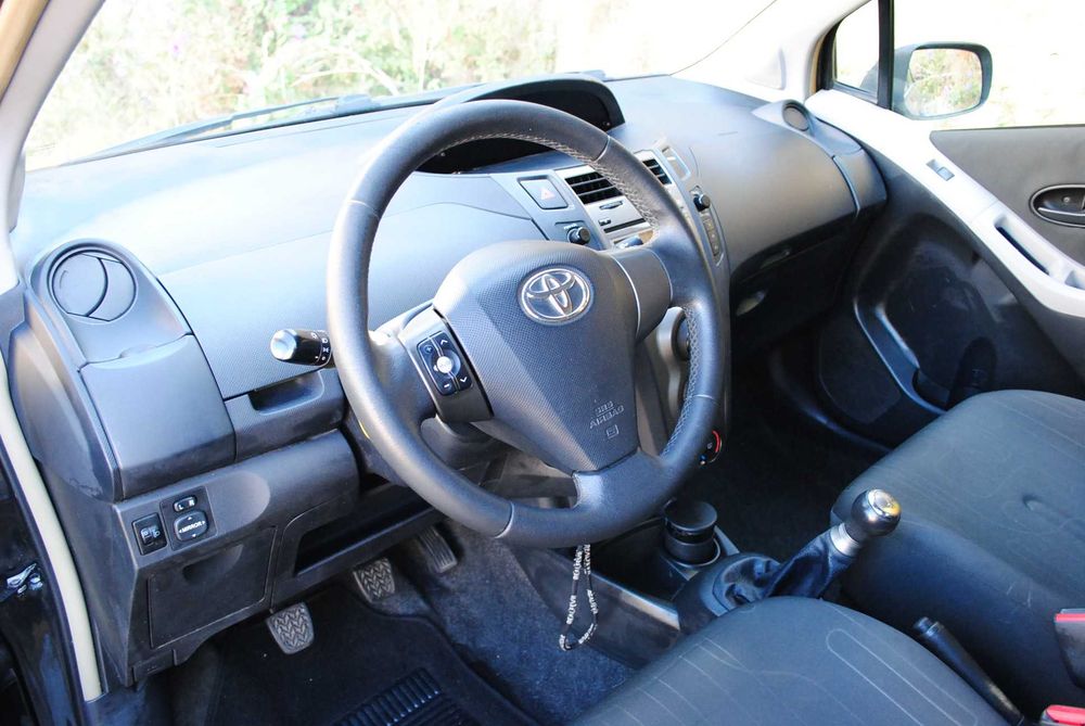 Toyota Yaris 1.0 VVT-i