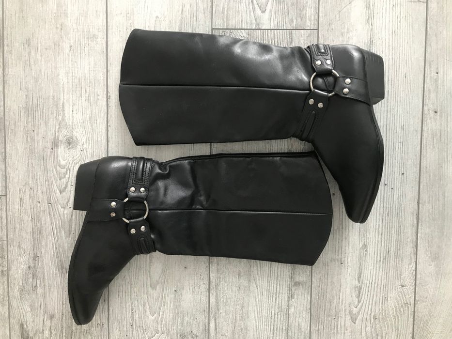 Стильні Казаки шкіряні на вузьку ніжку