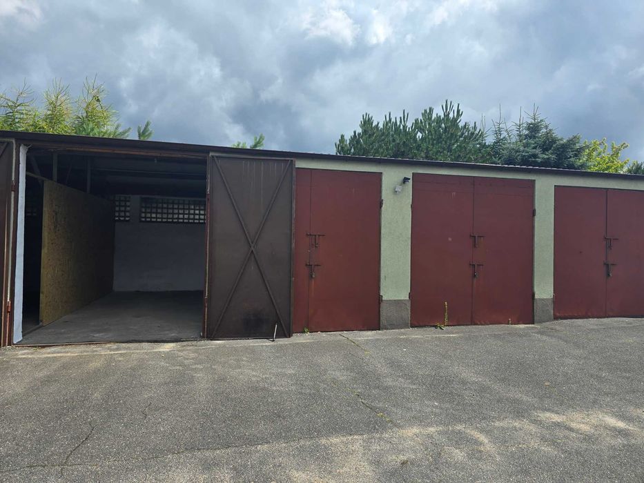 Magazyn- 120m2, garaż do wynajęcia-4 bramy wjazdowe, Gryfice