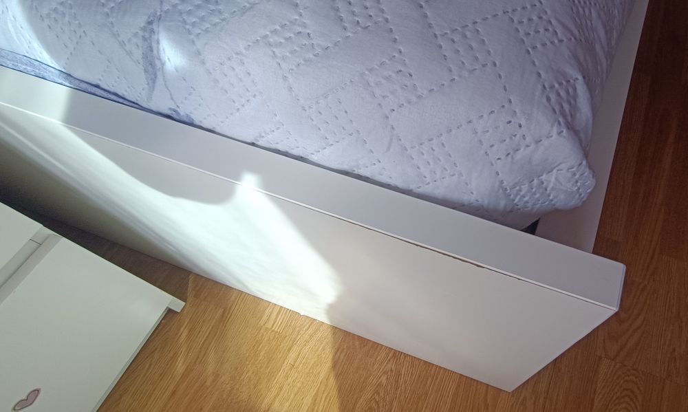 Cama solteiro IKEA com colchão