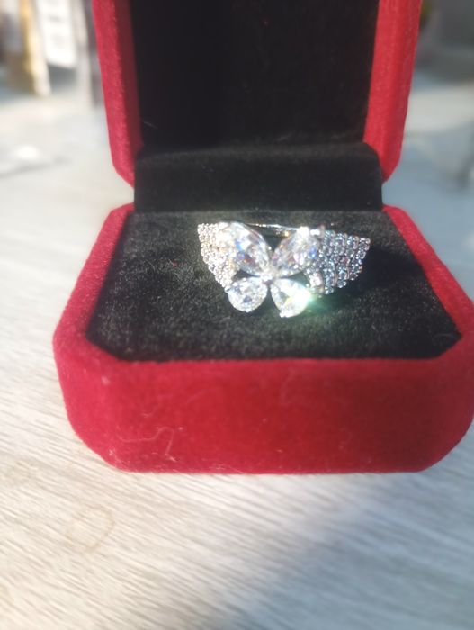 Колечко в стиле Graff