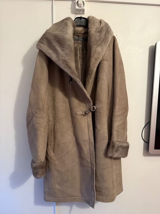 Casaco feminino em pele de pêlo comprido de Inverno (artigo de luxo)