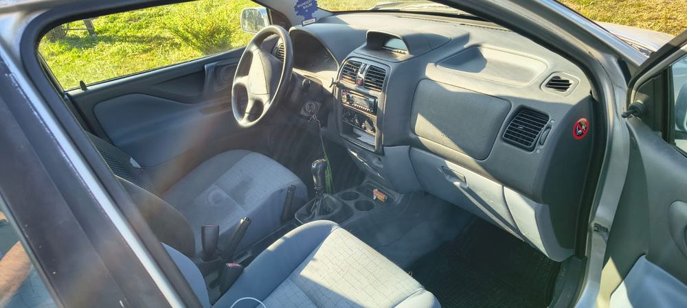 Sprzedam samochód osób Mitsubishi Space Star