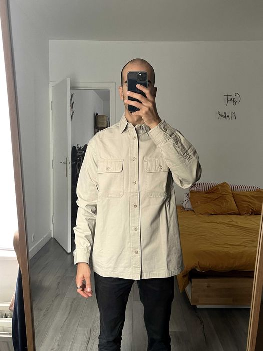 Casaco-camisa oversized bege H&M