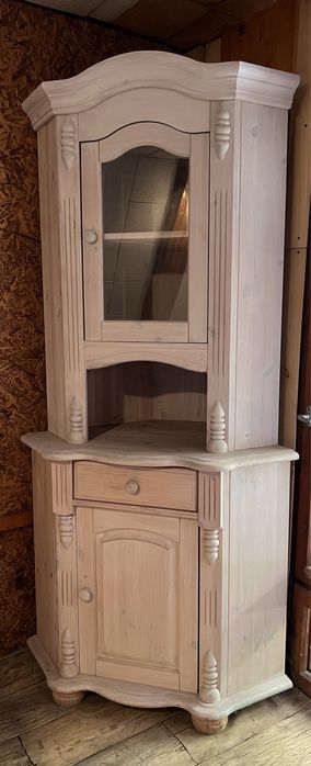 Komoda dębowa nazożna z witrynką