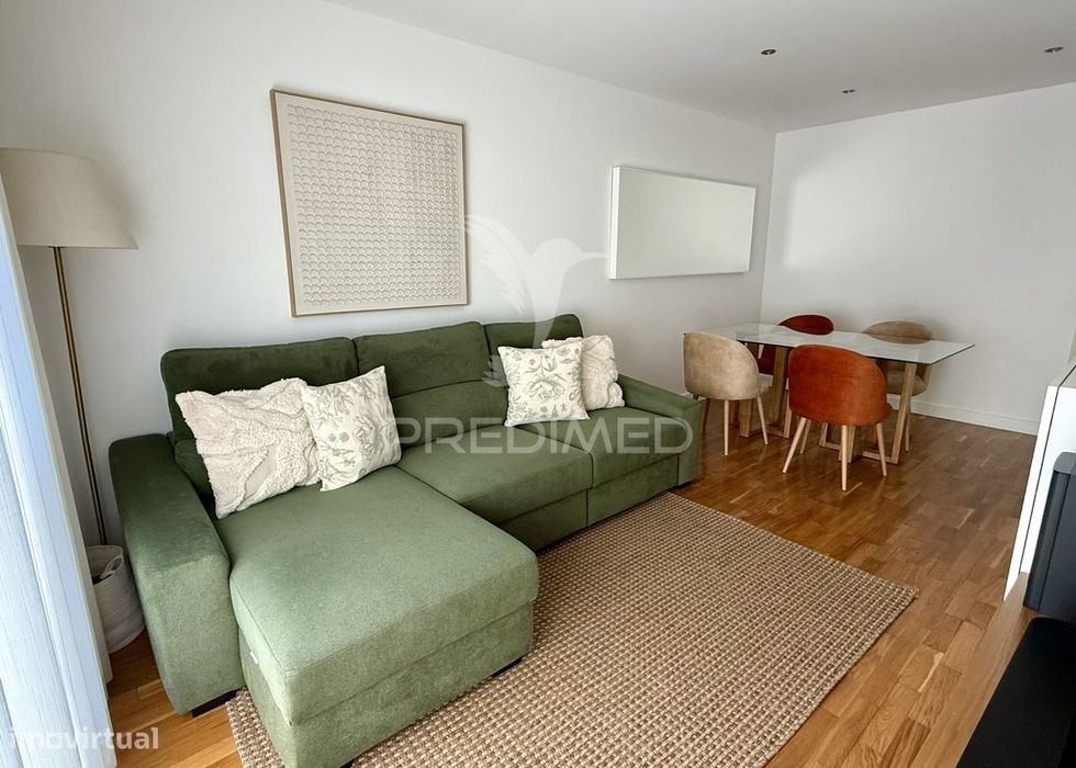 Apartamento T2 em São Domingos de Benfica