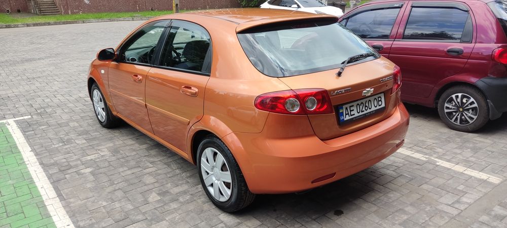Chevrolet Lacetti 1.6 бензин 2008 р