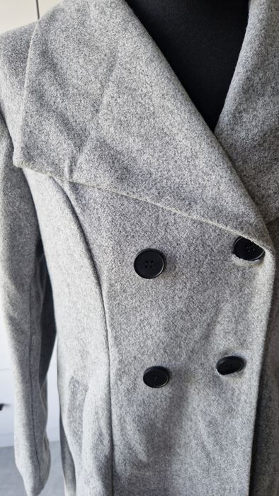 Elegancki szary płaszcz damski – nowy, bez metki!