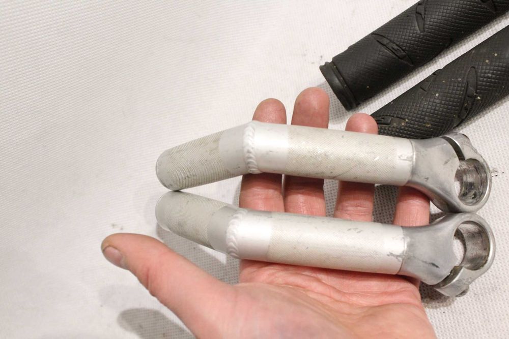 rogi + chwyty rowerowe GT retro mtb co1