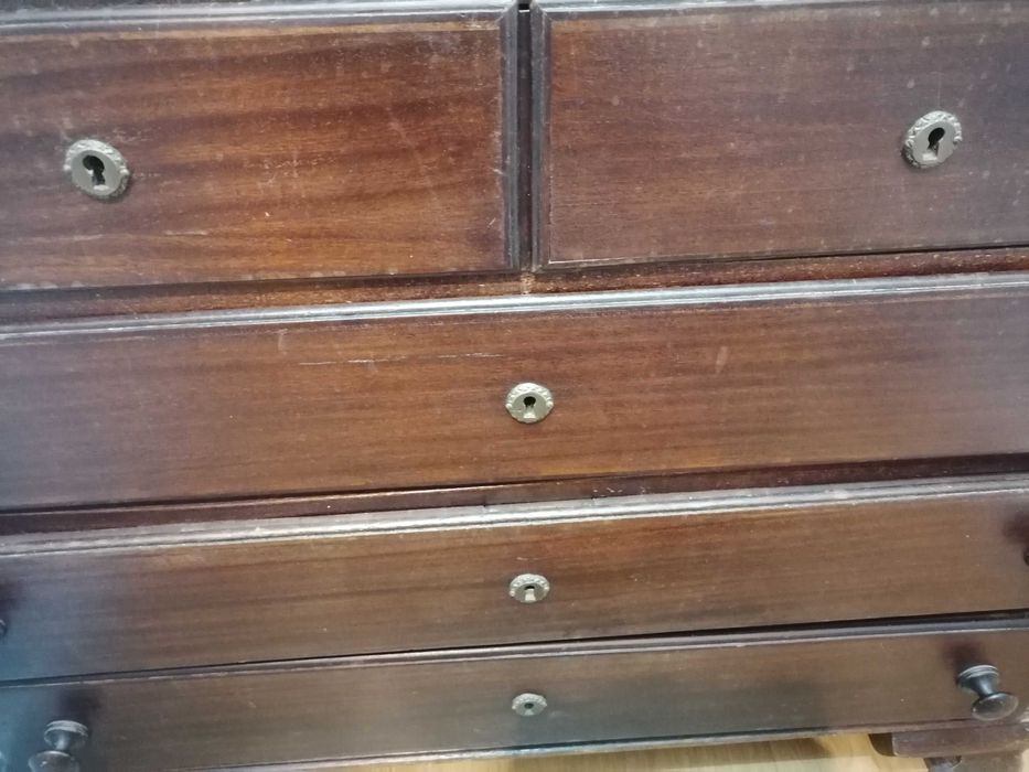 Escrevaninha para restauro