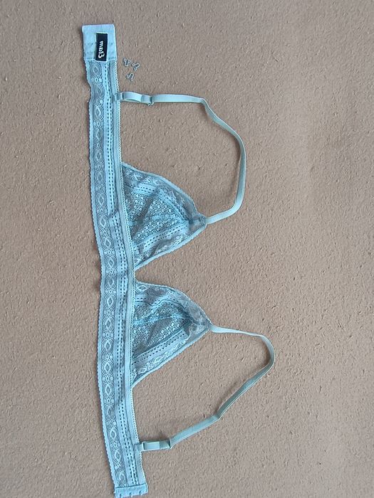 Biustonosz Etam długość 73 cm