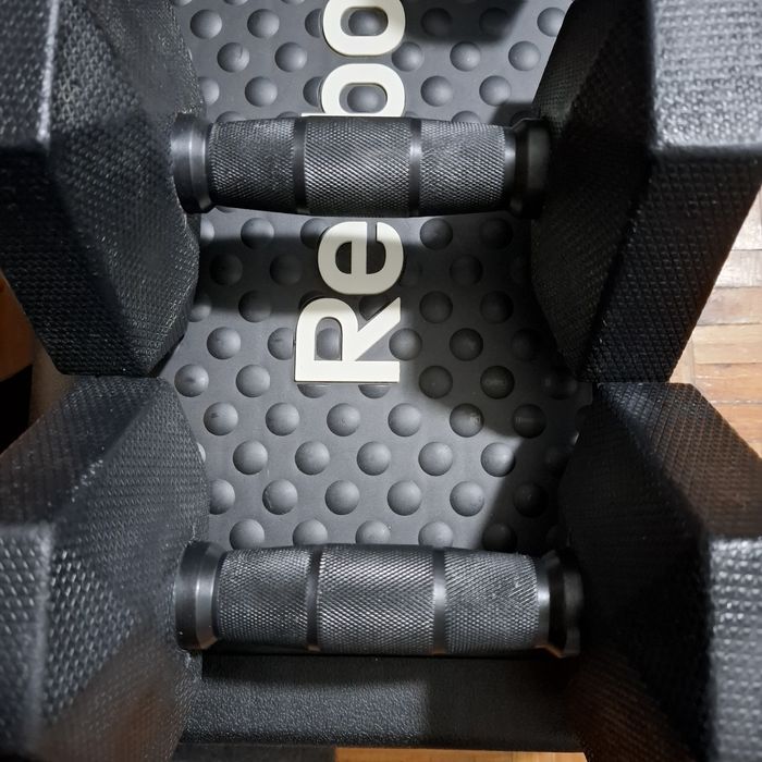 Par de halteres 7,5Kg hexagonal revestido em borracha