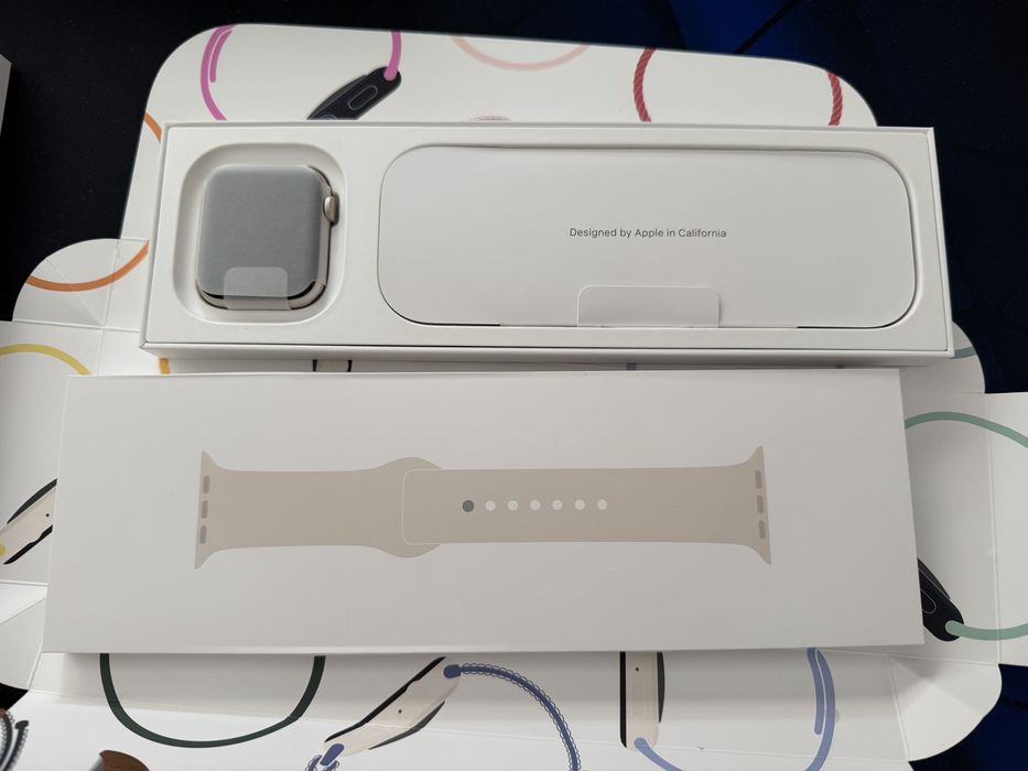 APPLE Watch SE 3 GPS 44 mm Luz das Estrelas Alumínio com Bracelete Desportiva Luz das Estrelas