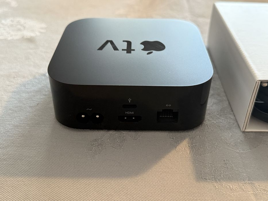 Apple TV 4K 32GB (1.ª Geração 4K) | Completa | Caixa Original