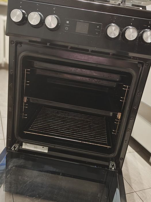 Kuchenka gazowa elektryczna Beko