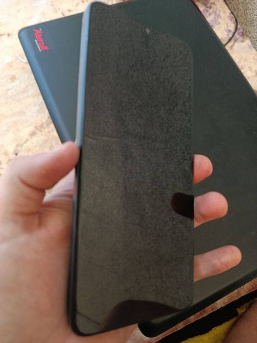 Продам телефон моторола мото g06