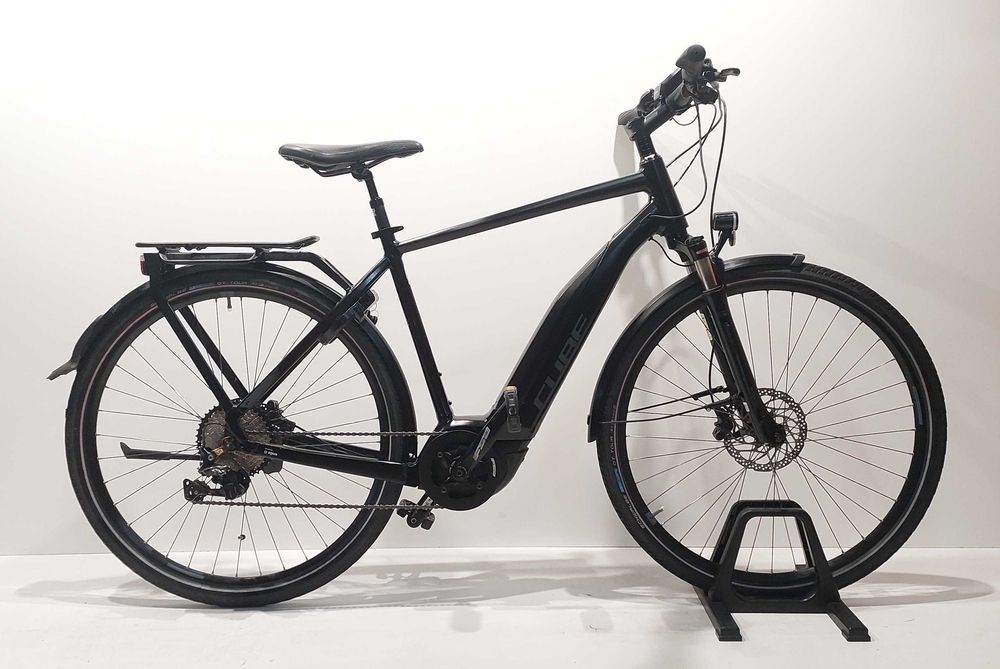 Rower elektryczny CUBE TOURING centralny BOSCH 500Wh 36V [P91]