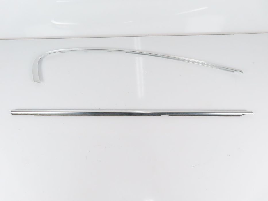 Conjunto Frisos Porta Bmw 5 Ref: 51357392176 / 51357392180