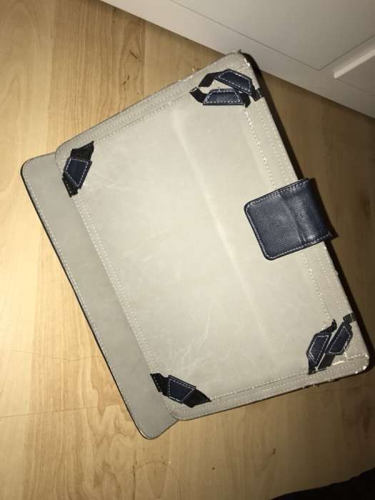 Etui na tableta