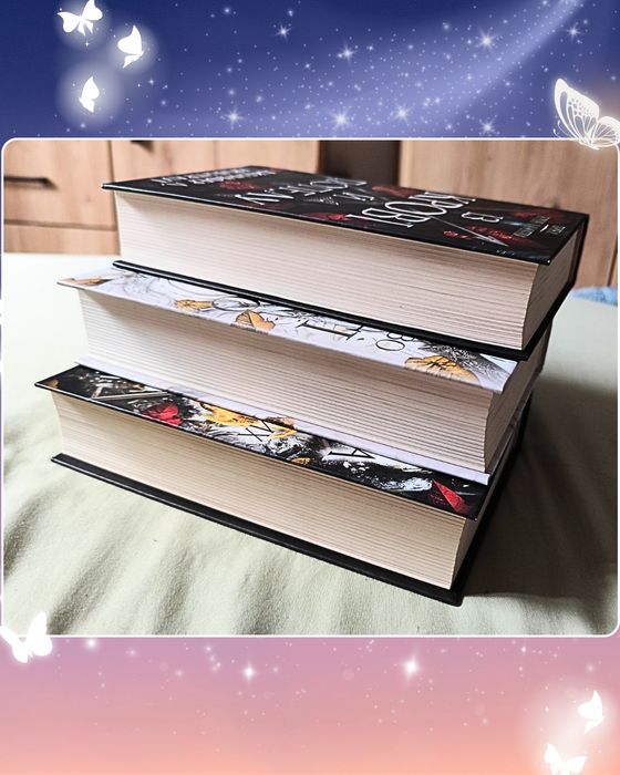 Книги циклу "Із крові і попелу"