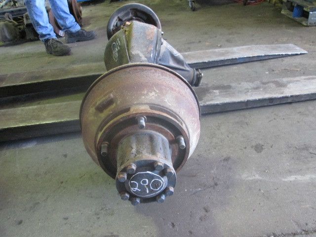 Eixo traseiro tambor DAIHATSU Delta Wide Chassis (YB_, V5_, V7_, V9_,