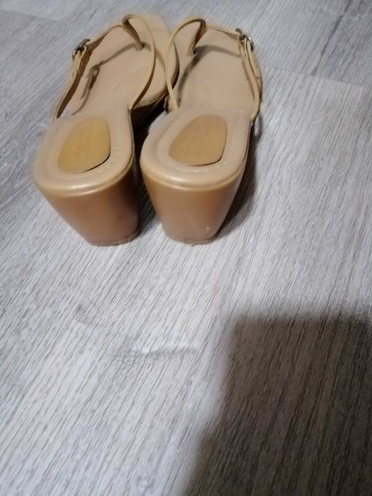 Sandálias de cunha, Corazza, tamanho 36