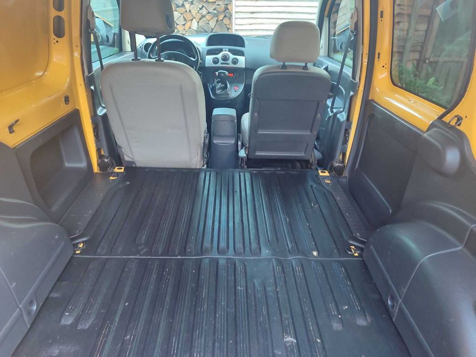 Електрокар Renault Kangoo електричка