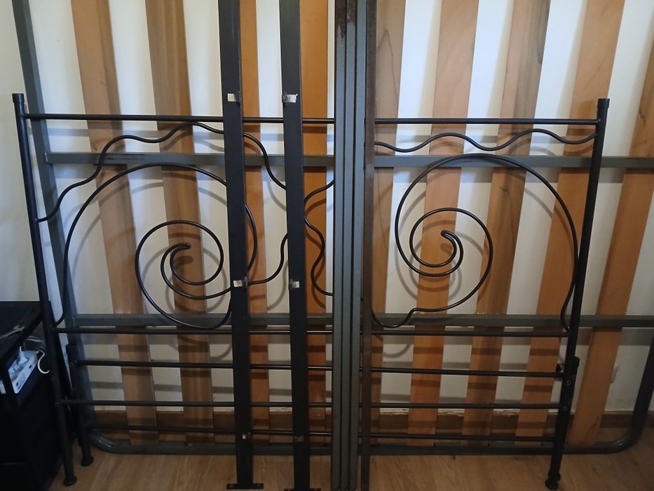 Cama de casal com estrado 160/200