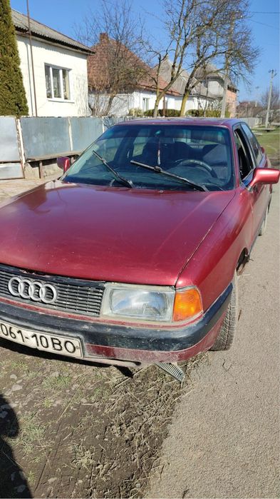 Audi 80 b3 1.8 карб