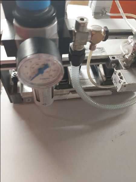 Zszywacz. stołowy ,Mezger TH 210 ,rapid 105,Zawieszka Euro