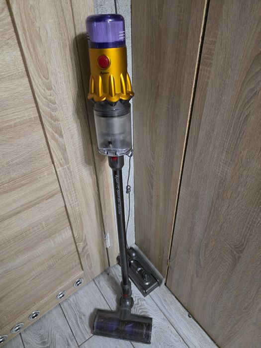 Sprzedam Dyson V12 Slim.