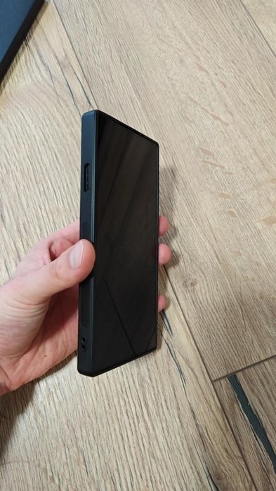 Smartfon REDMAGIC 9 Pro 5G 12/256GB 6.8" 120Hz Czarny + 2x ETUI