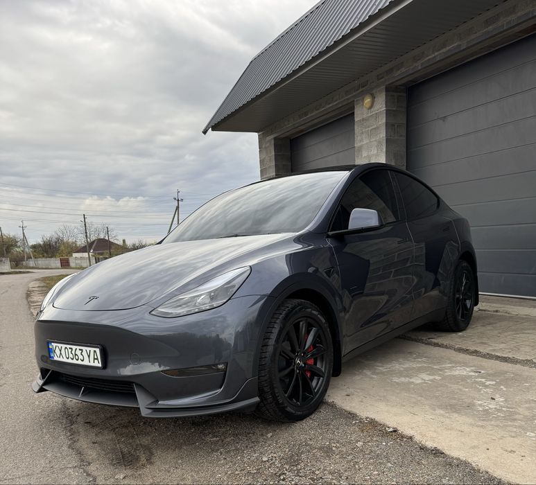 Tesla Model Y 2023 Long range dual motor
