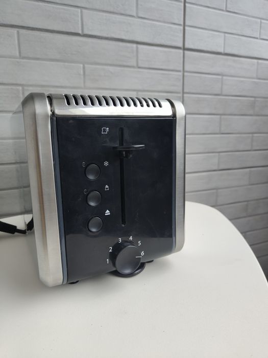 Электрочайник с функцией индикации Russell Hobbs Illumina